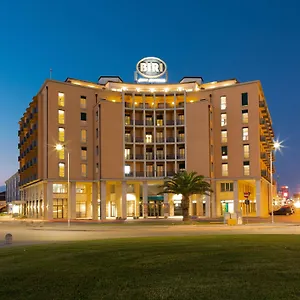 4* Отель Western Biri